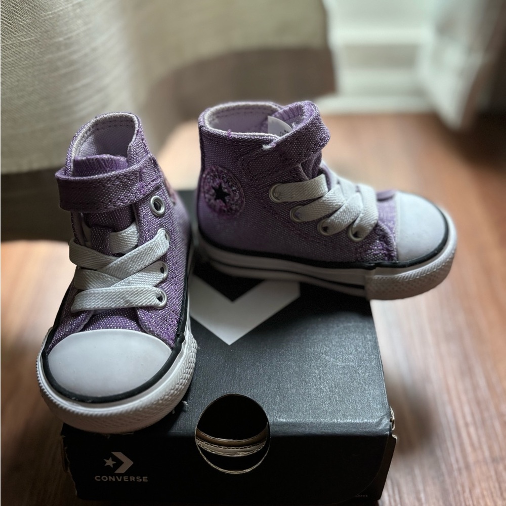 Converse Glitter purple and White High-Top Sneakers